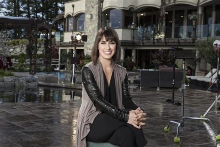 What is Constance Zimmer Net Worth 2024: Insights into Her Wealth
