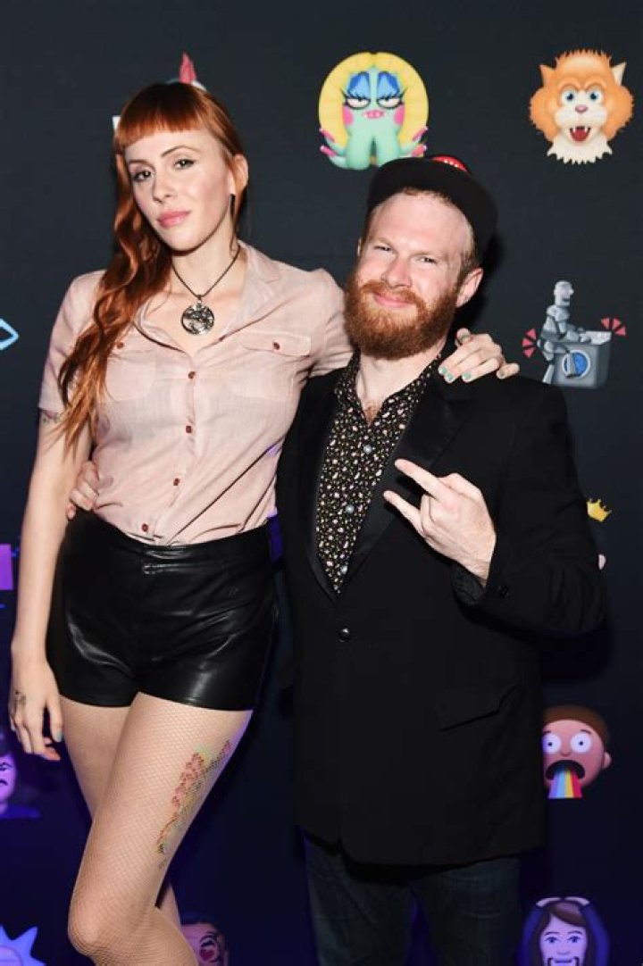 What is Henry Zebrowski Net Worth 2024: Wiki, Real Name, Age, Height, Family