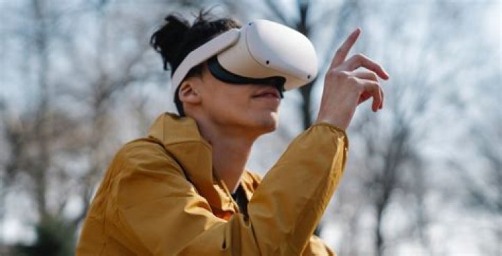 What Is Mixed Reality (MR)?