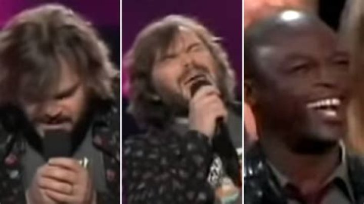 When Jack Black perfectly sang 'Kiss from a Rose' on American Idol with Seal watching...