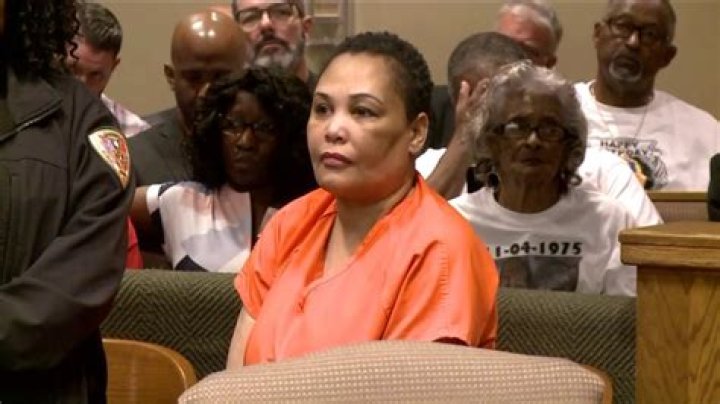 Where is Sherra Wright-Robinson now?