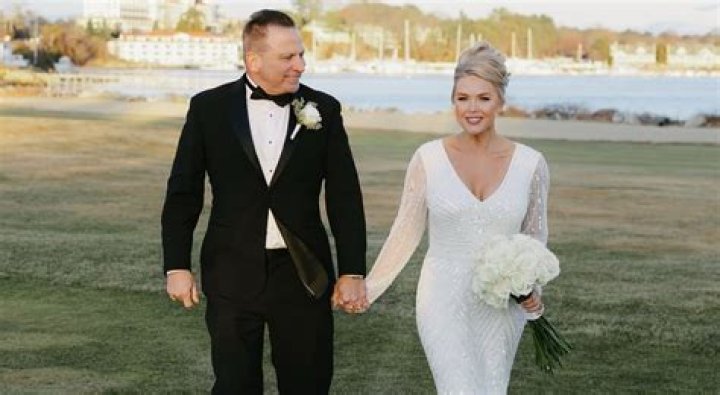 Who Is Her Husband? Is She Married?