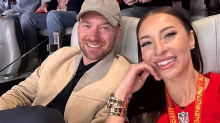 Who Is Sean Evans' Girlfriend? A Deep Dive Into His Personal Life