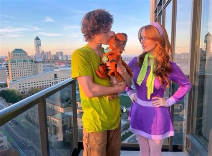 Who Is She Now Dating in London?