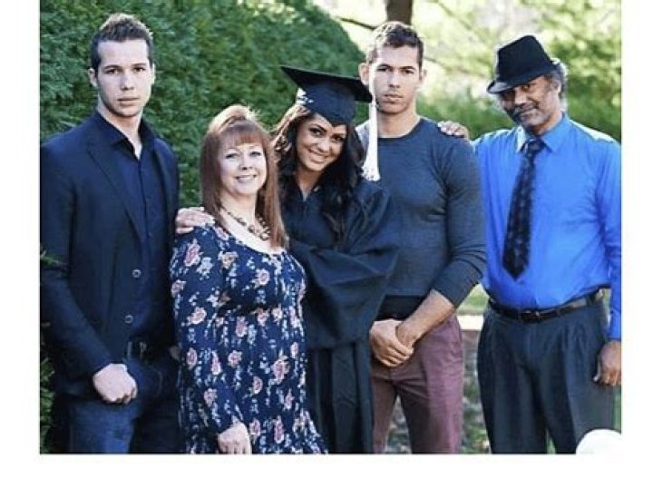 Why isn't Andrew Tate on good terms with his younger sister Janine Tate?