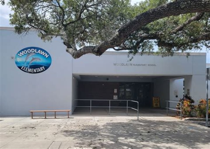 Woodlawn Elementary School - Saint Petersburg