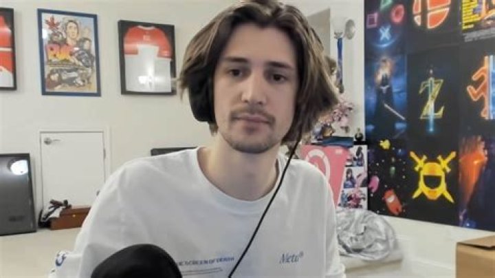 xQc finally gives Twitch fans an update on his planned two-month subathon