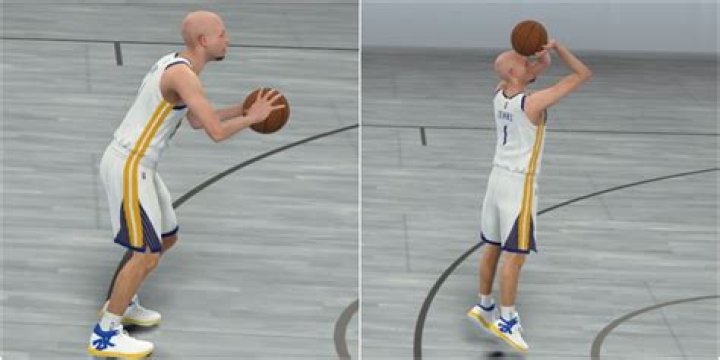 xQc tries to make custom NBA 2K22 character and the results are hilariously awful