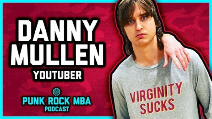 Youtuber Danny Mullen & His Girlfriend, Mia Gibbs, Are Insane